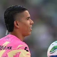 El video inédito de Gilberto Mora brillando con la playera de Cruz Azul