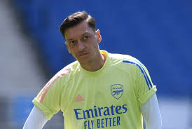 Fenerbahçe 2020/2021 fikstürü, iddaa, maç sonuçları, maç istatistikleri, futbolcu kadrosu, haberleri, transfer haberleri. Mesut Ozil Confirms Fenerbahce Transfer On Turkish Tv As He Lands To Complete Move Mirror Online