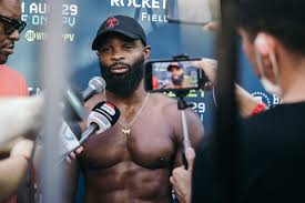 Tyron lakent woodley is an american professional mixed martial artist and broadcast analyst. Photos Jake Paul Tyron Woodley Show Off Moves At Open Workouts Boxing News