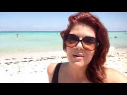 Lena Hansen, escritora prcincipal desde Miami para People en Español