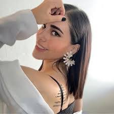 Joyce Marrero's Instagram, Twitter & Facebook