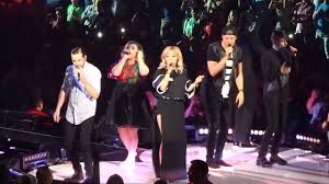 However, her newest song, heartbeat song, is not my favorite. Kelly Clarkson Heartbeat Song And Walk Away Uptown Funk Ft Ptx Live In S D 8 16 15 Youtube