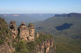 In addition to snow history, you can also view the. Hd Wallpaper Three Sisters Blue Mountains Australia Scenics Nature Wallpaper Flare