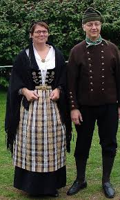 Traditional Dress Traditional Outfits Traditional Dresses Costumes Around The World