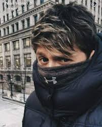 Why Are You Hiding Such A Cute Face Niall Horan James Horan Celebs