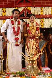 Malabar Gold And Diamonds Owner Daughter Marriage Easy Crafts Jewelry Besides, she also claimed to have possessed balance in her bank accounts to the extent of rs.1 lakh and certain items of jewellery. and diamonds owner daughter marriage