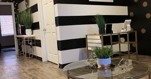 Black And White Stripes Salon Suites Decor Home Spa Room Beauty Salon Decor