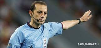 Rıdvan dilmen, derbinin hakemi cüneyt çakır'ın bazı kararlarını eleştirdi. Cuneyt Cakir Kimdir