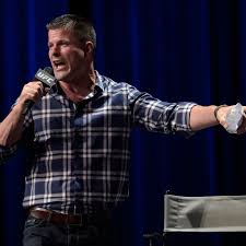 Brian Stann explains why he left MMA, admits he 'absolutely' misses being  an analyst, but 'I love what I'm doing now'