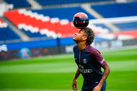 برشلونة يزيل صور نيمار بعد انتقاله إلى باريس سان جيرمان Neymar Soccer Players Sports