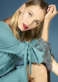 Donna Moretti's Instagram, Twitter & Facebook