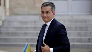 Give sms warnings to friends. Gerald Darmanin Accuse De Viol De Nouveaux Sms Incriminants Devoiles Melty