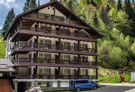Return to cheile gradistei complex official website. Cazare Moieciu Cheia Hotel
