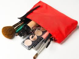 what should i have in my makeup bag