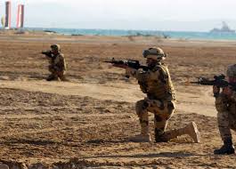 القُوّات المُسَلَّحَة المِصْرِيَّة هي القوات المسلحة النظامية لجُمهورِيةُ مِصرَ العَرَبيةِ، وتنقسم إلى ثلاث أفرع رئيسية، هي قوات الدفاع الجوي، القوات الجوية، القوات البحرية، بالإضافة إلى. Ø¨Ø¹Ø¯ Ù‚Ù„ÙŠÙ„ Ø¥Ø°Ø§Ø¹Ø© Ø§Ù„Ø¨ÙŠØ§Ù† Ø§Ù„Ø«Ø§Ù†ÙŠ Ù„Ù„Ù‚ÙˆØ§Øª Ø§Ù„Ù…Ø³Ù„Ø­Ø© Ø¹Ù† Ø§Ù„Ø¹Ù…Ù„ÙŠØ© Ø§Ù„Ø´Ø§Ù…Ù„Ø© ÙÙŠ Ø³ÙŠÙ†Ø§Ø¡ Ù… Ø­Ø¯Ø« Ø§Ù„Ù…ØµØ±ÙŠ Ø§Ù„ÙŠÙˆÙ…