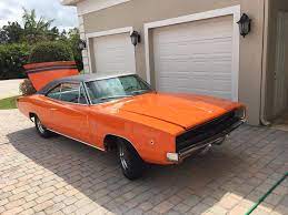 What's the price of a 1940 dodge mopar? 1968 Dodge Charger Bengal For Sale By Owner Sunrise Fl Oldcaronline Com Classifieds Dodge Gm Car Dodge Charger