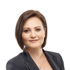 Danielle Bush, Canada