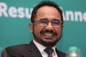 Tan sri wan zulkiflee will begin working together with the malaysia airlines board of directors next month. Possible Change Of Guard At Petronas Wan Zul To Step Down The Edge Markets