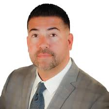 Ryan Lawton's Instagram, Twitter & Facebook