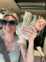 A hug and $100. I'll take it! 🫂💵