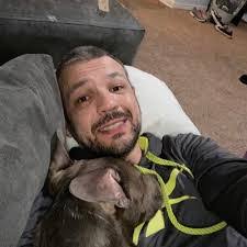 Thomas Xenakis's Instagram, Twitter & Facebook