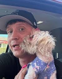 Holly Oden's Instagram, Twitter & Facebook