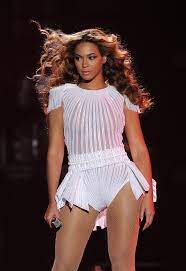 Beyonce knows how to turn heads. Beyonce Shows Off Mrs Carter Show Costumes In Belgrade Lainey Gossip Entertainment Update