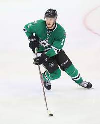 At 6'7 and 250 pounds, oleksiak was seen as a heavy player. Jamie Oleksiak Ice Hockey Wiki Fandom