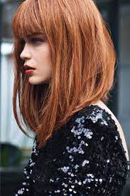 Es kann anordnen, klettergerüst, biegung, welle. 1000 Long Bob Hairstyles In Different Styles Copper Hair With Straight Bangs Red Lipstick Black In 2020 Long Bob Hairstyles Thick Hair Styles Long Bob Haircuts