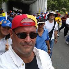 Abraham Castro (@abebox)