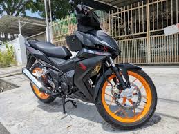 When the rs150r v2 was launched earlier this year, we saw two sides of opposing opinions. Honda Original Coverset 2018 2019 Rs150r Winner 150 100 Original Vietnam Cover Set Shopee Malaysia