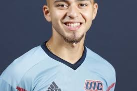 Jesús "Chino" Pérez anunció en Tinder su traspaso al fútbol de Irlanda