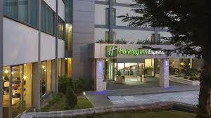 All 169 soundproofed rooms feature free wifi. Holiday Inn Express Lisbon Airport An Ihg Hotel Lissabon