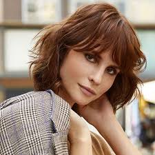 Ecco 120 foto a cui ispirarsi! Tagli Capelli Medi Scalati Sfilati Tagli Di Capelli Capelli Tagli Per Capelli Di Media Lunghezza