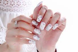 Maybe you would like to learn more about one of these? Kurze Franzosische Acryl Nagel Einfach Glanzend Beige Weiss Falsche Nagels Pitzen Designed Nail Art Tips Daily Wear Lady Buy Weiss Nagel Tipps Nail Art Franzosisch Nagel Product On Alibaba Com