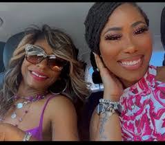 Keisha Hunter's Instagram, Twitter & Facebook