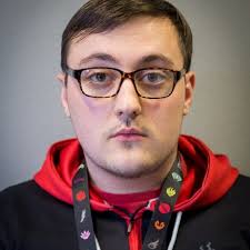 Robert Trew is fundraising for Macmillan Cancer Support