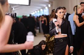 Emma Chamberlain Net Worth - Emma Chamberlain Youtube Earnings