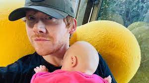 21, stiles announced the news that her first child, strummer newcomb cook, was born oct. Die Verrucktesten Namen Der Star Kinder Gala De