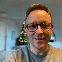 100+ "Doktor" profiles