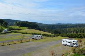 Mit Dem Wohnmobil Unterwegs Urlaub Im Wohnmobil Camping Sauerland Wohnmobil Touren