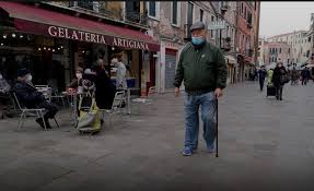 Greek news on demand / ελληνικα νεα τωρα. Italia Koronoios Ay3anontai Ta Kroysmata Nea Metra Poy 8a Isxysoyn Kai To Pasxa Twn Ka8olikwn Sofokleousin