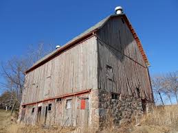 You now seldom see a 20+ beams, but when you do it is a sight to behold. Log Cabins And Old Barns For Sale Antique Woodworks