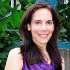 Stephanie Abramson's Instagram, Twitter & Facebook