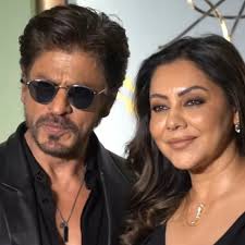 Shah Rukh Khan with his wife Gauri Khan