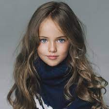 Thylane blondeau, est la fille du footballeur français patrick blondeau et de l'animatrice télé véronika loubry. Kristina Pimenova La Plus Belle Petite Fille Du Monde Parents Fr