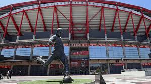 The estádio da luz (portuguese pronunciation: Benfica Esclarecimento Publico Nota Oficial Sl Benfica