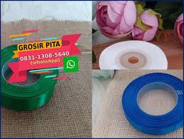 Kerajinan anyaman janur selain selongsong ketupat yakni kisa tempat ayam dan anyaman dekorasi pesta perkawinan. Toko Pita Di Sidoarjo 0831 1308 5640 Wa Mangga Pita Warna
