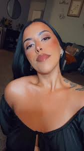 Isaiah Falls Butterflies Tradução Português