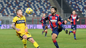 Parma calcio 1913 page on flashscore.com offers livescore, results, standings and match details (goal scorers, red cards upcoming matches: Il Parma Perde A Crotone Vale La Legge Del Messias